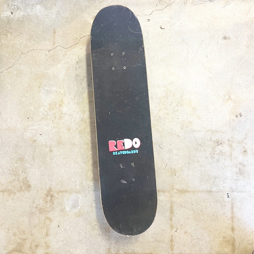 REDO Skateboard with Eyeball - Picture 3 of 5